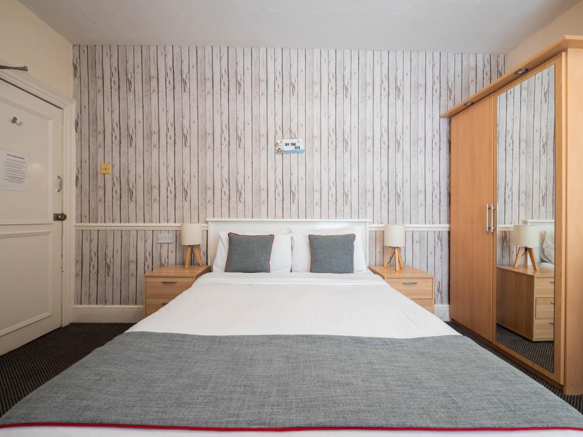 Oyo Pier Hotel Рил Экстерьер фото